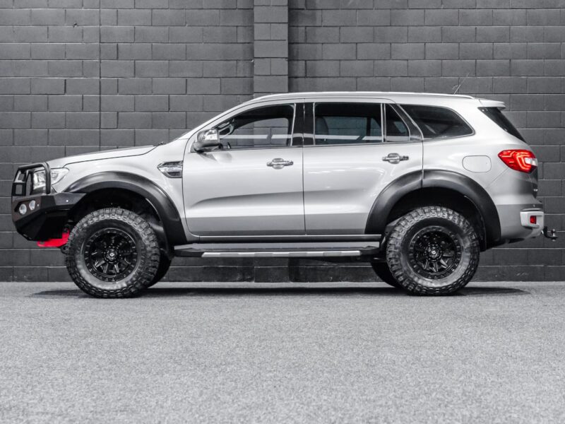 Vehicle Gallery Image