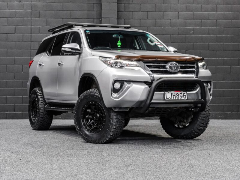 Vehicle Gallery Image