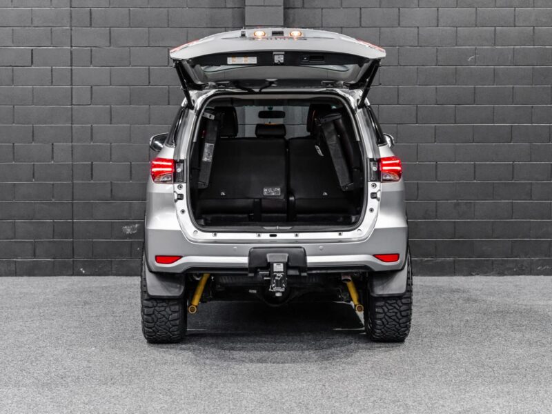 Vehicle Gallery Image
