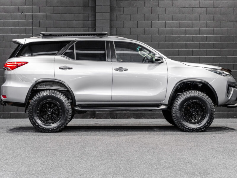 Vehicle Gallery Image
