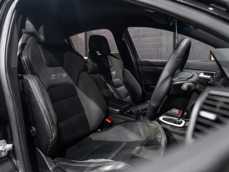 Vehicle Gallery Image