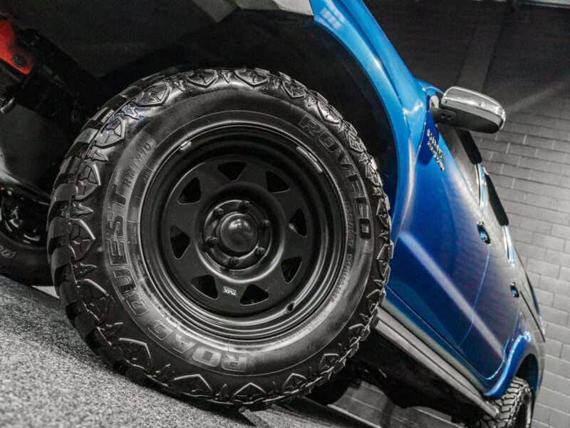 Vehicle Gallery Image