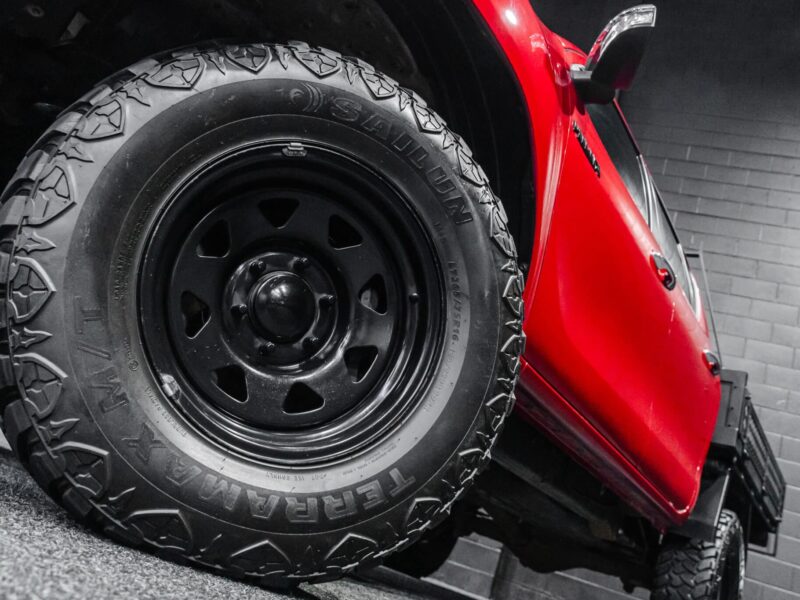 Vehicle Gallery Image