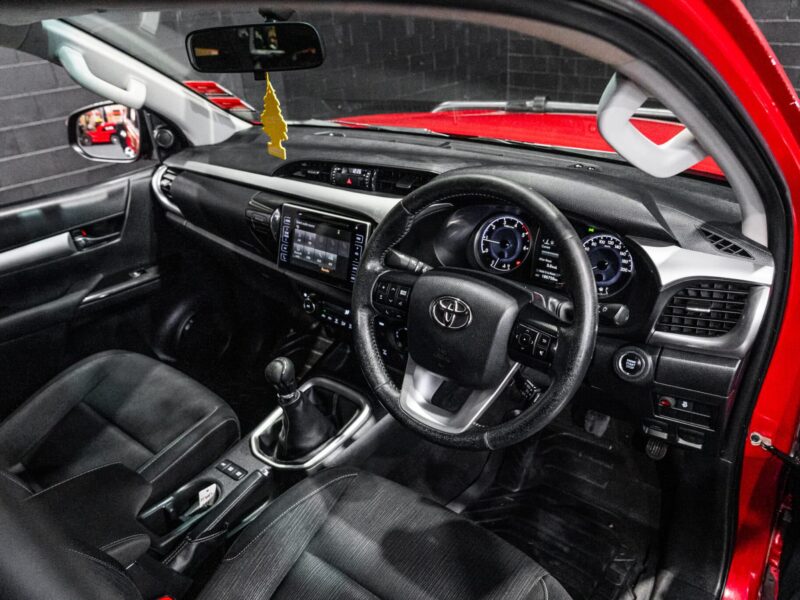 Vehicle Gallery Image