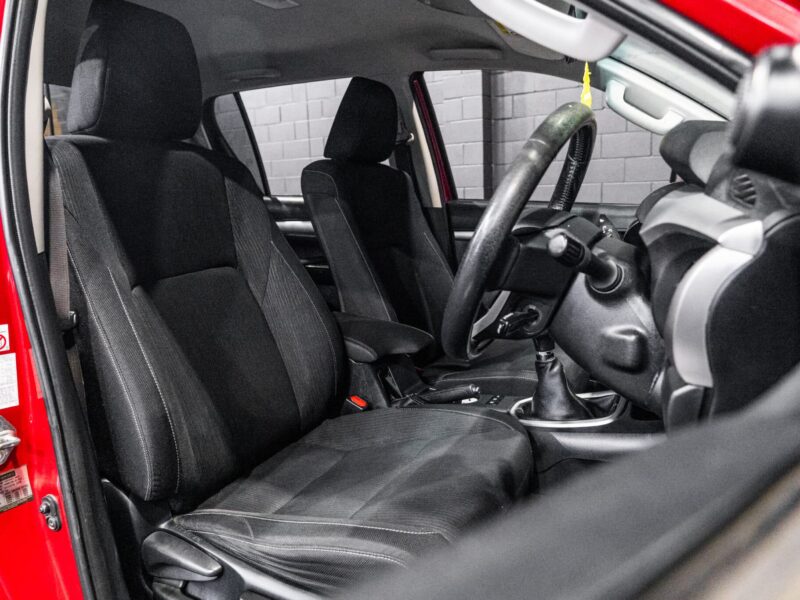 Vehicle Gallery Image
