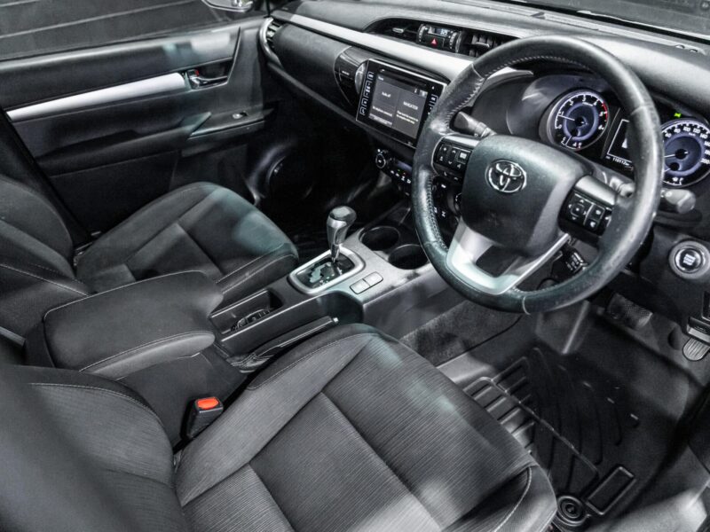 Vehicle Gallery Image