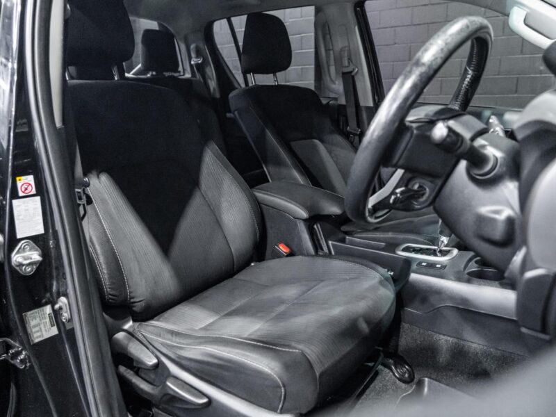Vehicle Gallery Image