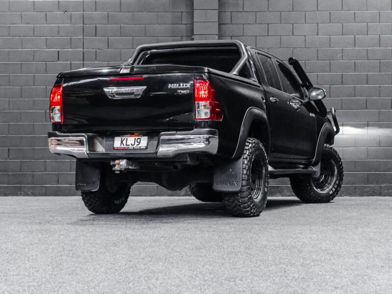 Vehicle Gallery Image