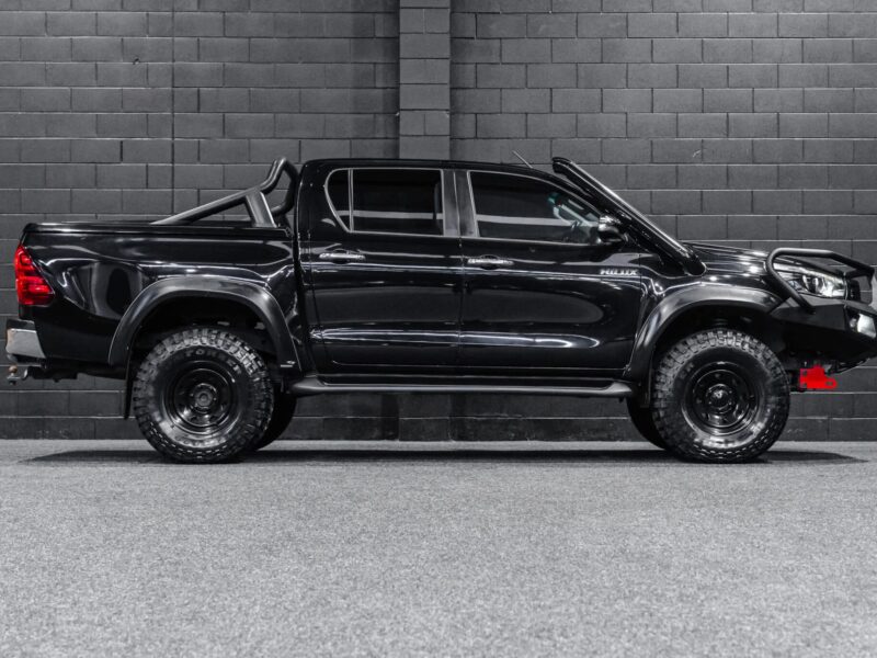Vehicle Gallery Image