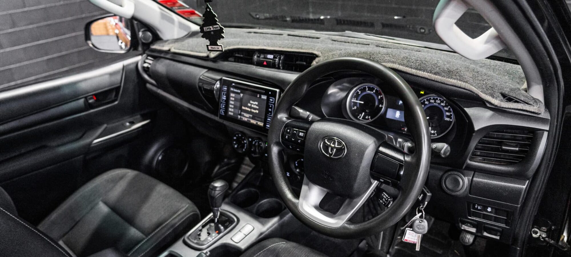 Vehicle Gallery Image