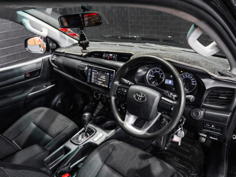 Vehicle Gallery Image