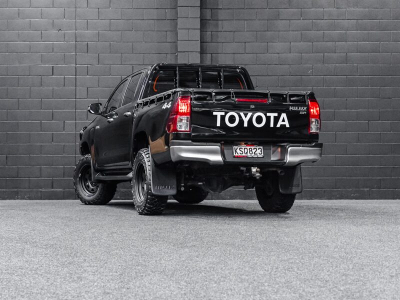 Vehicle Gallery Image