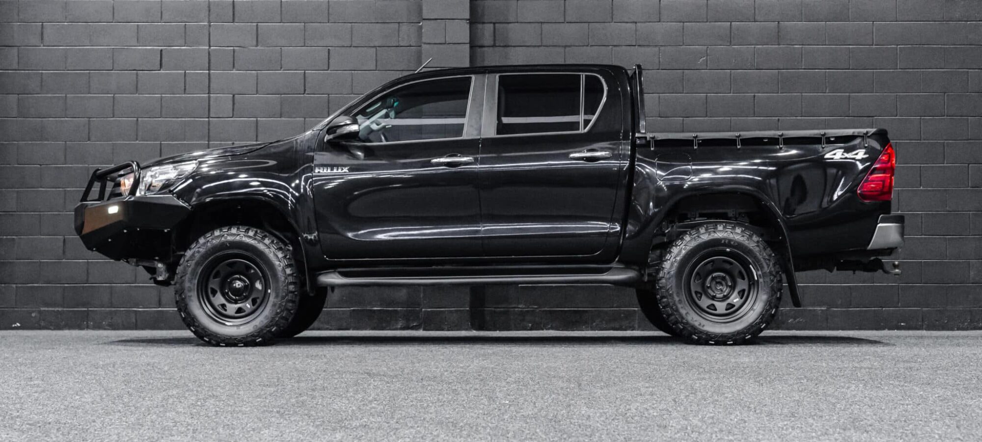 Vehicle Gallery Image