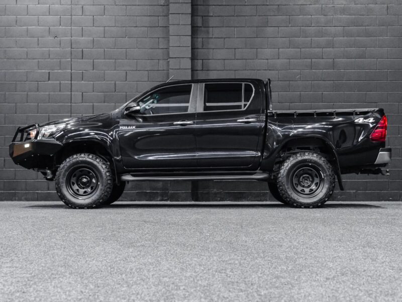 Vehicle Gallery Image