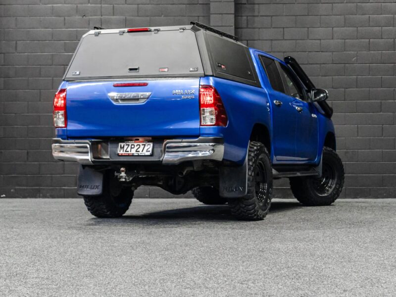 Vehicle Gallery Image