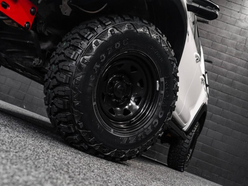 Vehicle Gallery Image