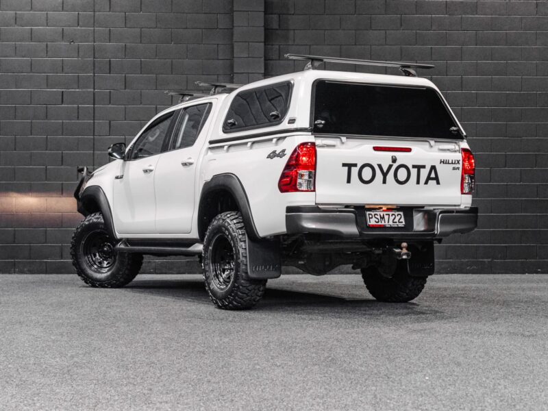 Vehicle Gallery Image