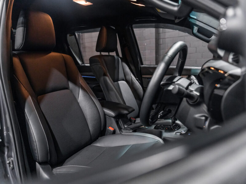 Vehicle Gallery Image