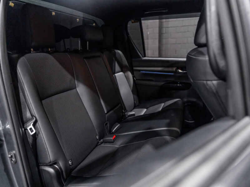 Vehicle Gallery Image