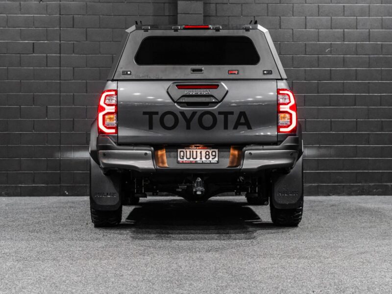 Vehicle Gallery Image