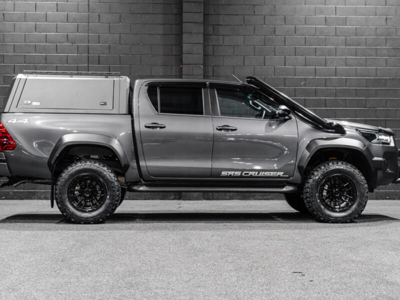 Vehicle Gallery Image