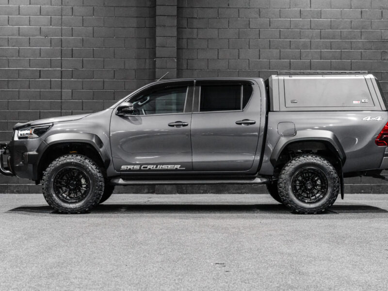 Vehicle Gallery Image