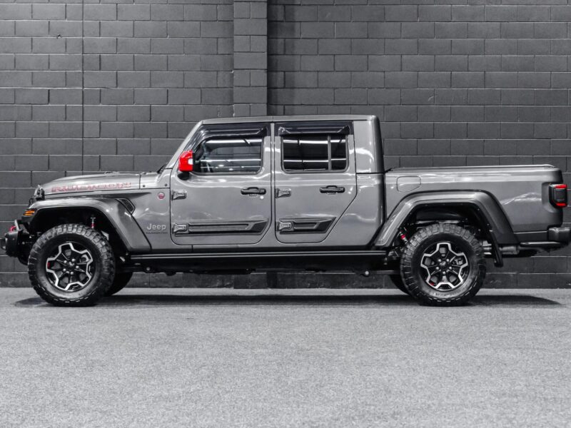 Vehicle Gallery Image