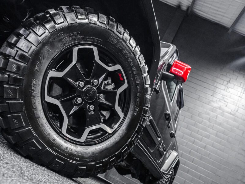 Vehicle Gallery Image