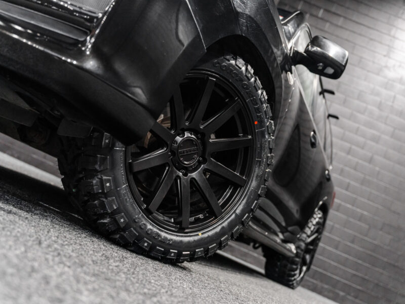 Vehicle Gallery Image