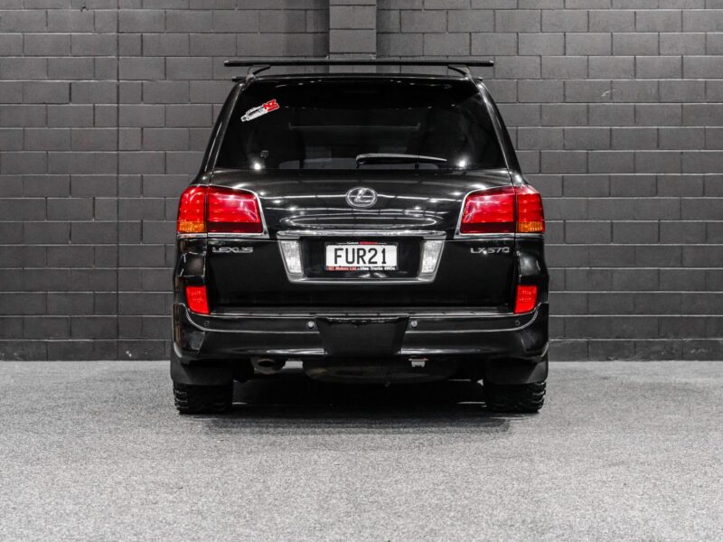 Vehicle Gallery Image
