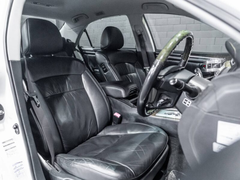 Vehicle Gallery Image