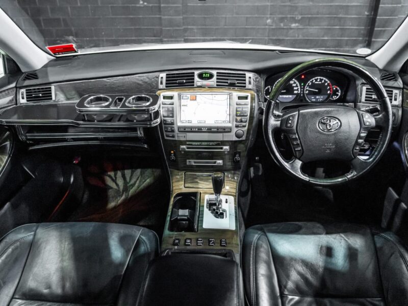 Vehicle Gallery Image