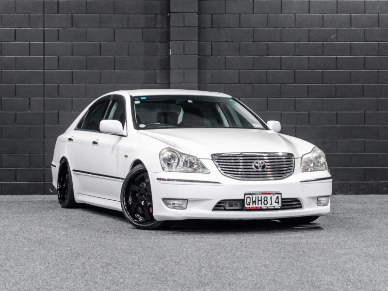 Vehicle Gallery Image