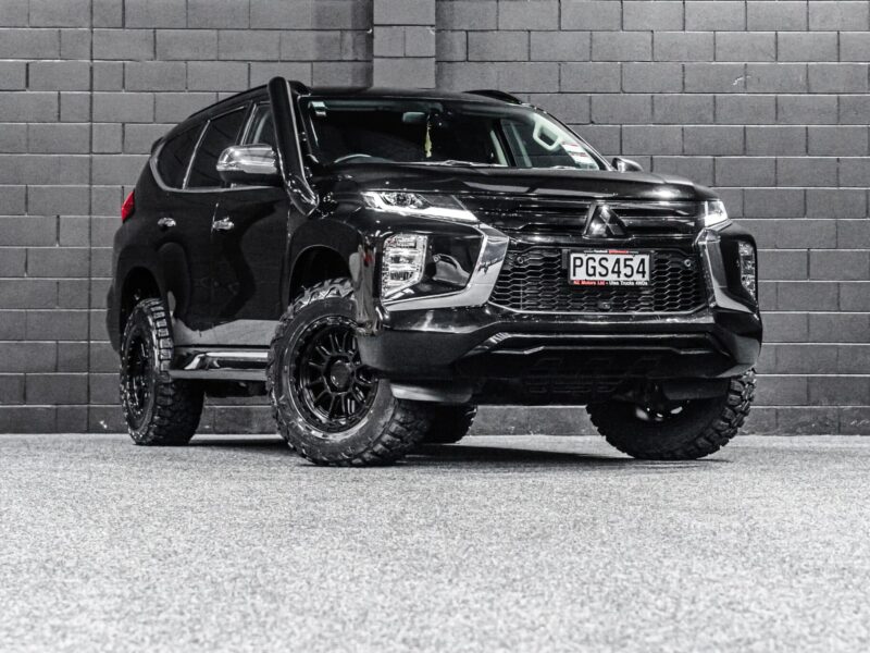 Vehicle Gallery Image