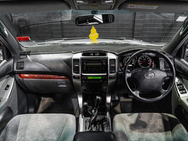 Vehicle Gallery Image