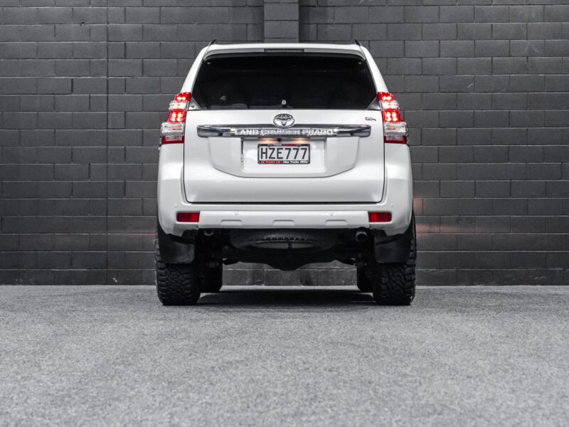 Vehicle Gallery Image