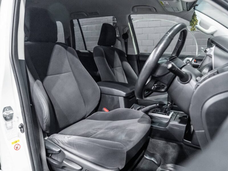 Vehicle Gallery Image
