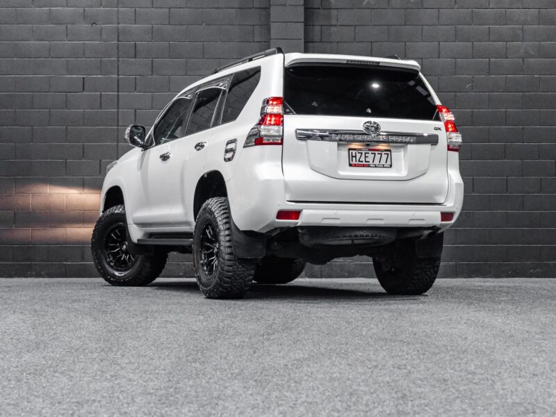 Vehicle Gallery Image