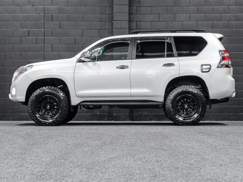 Vehicle Gallery Image