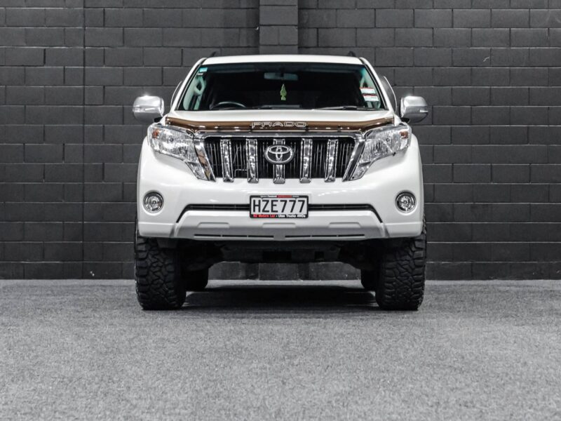 Vehicle Gallery Image