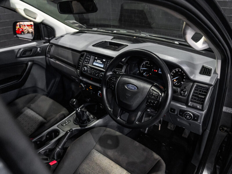 Vehicle Gallery Image