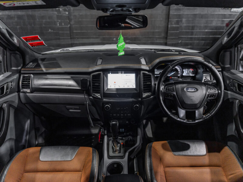 Vehicle Gallery Image