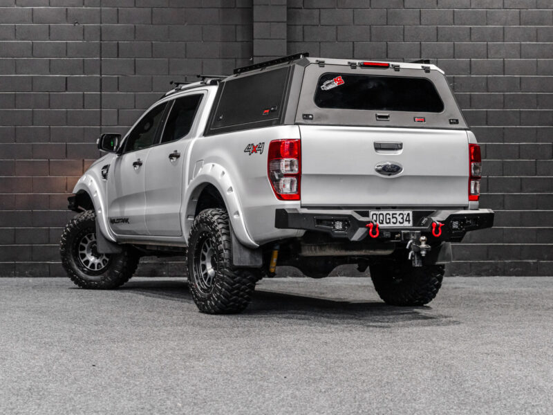 Vehicle Gallery Image