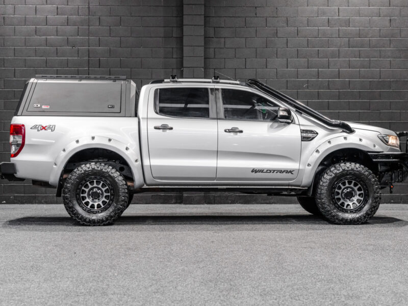 Vehicle Gallery Image