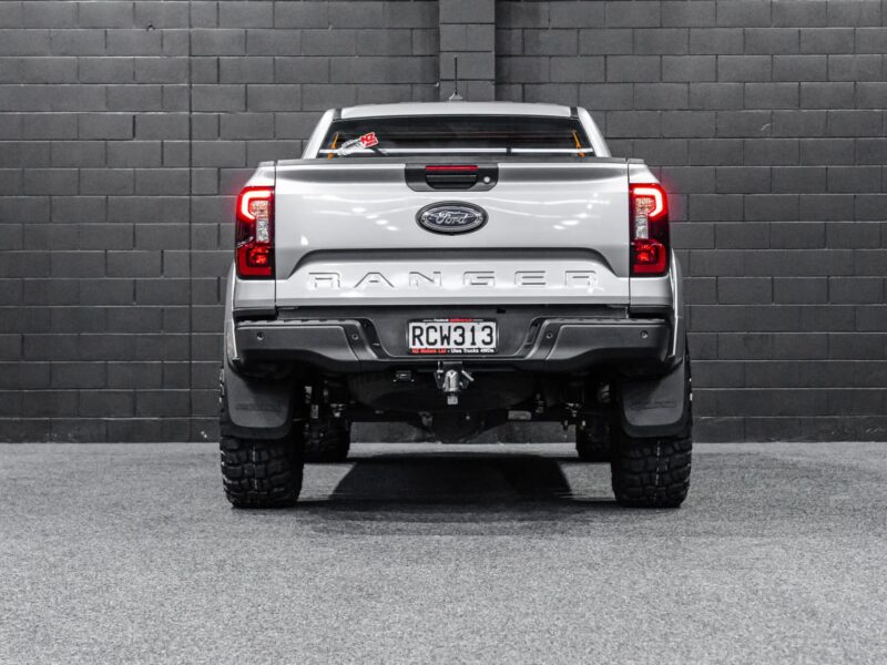 Vehicle Gallery Image