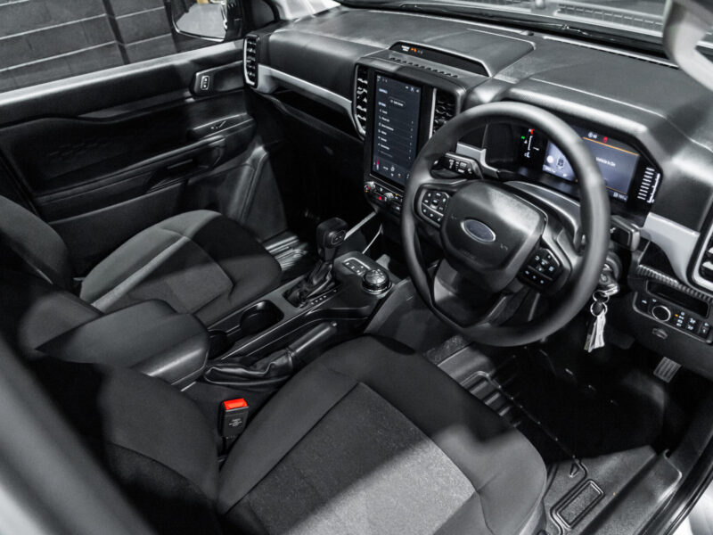 Vehicle Gallery Image