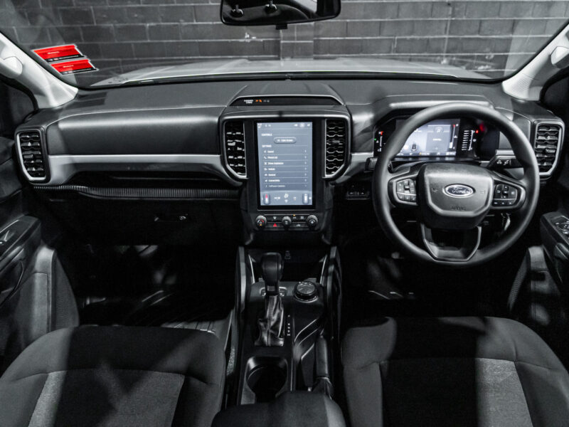 Vehicle Gallery Image