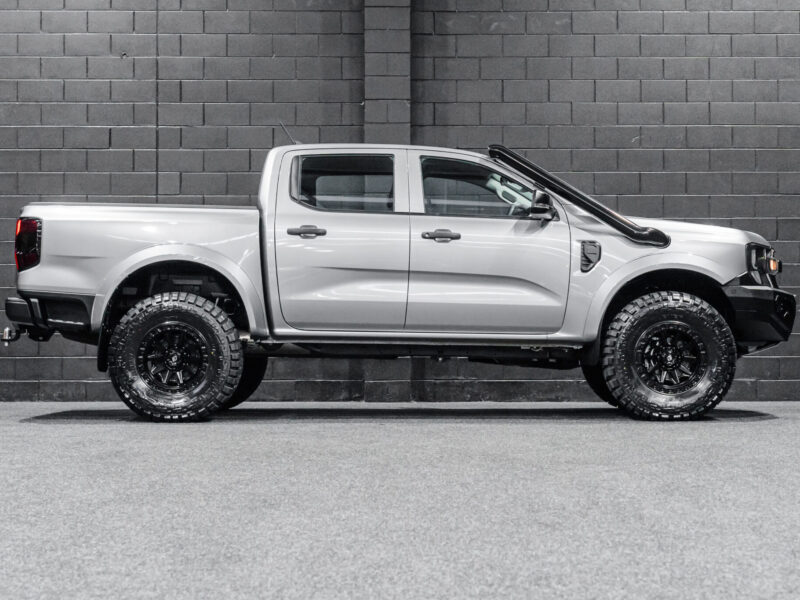 Vehicle Gallery Image