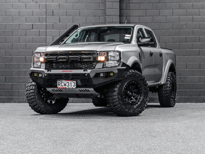 Vehicle Gallery Image