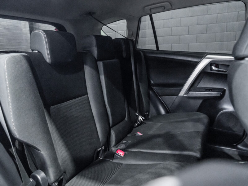 Vehicle Gallery Image